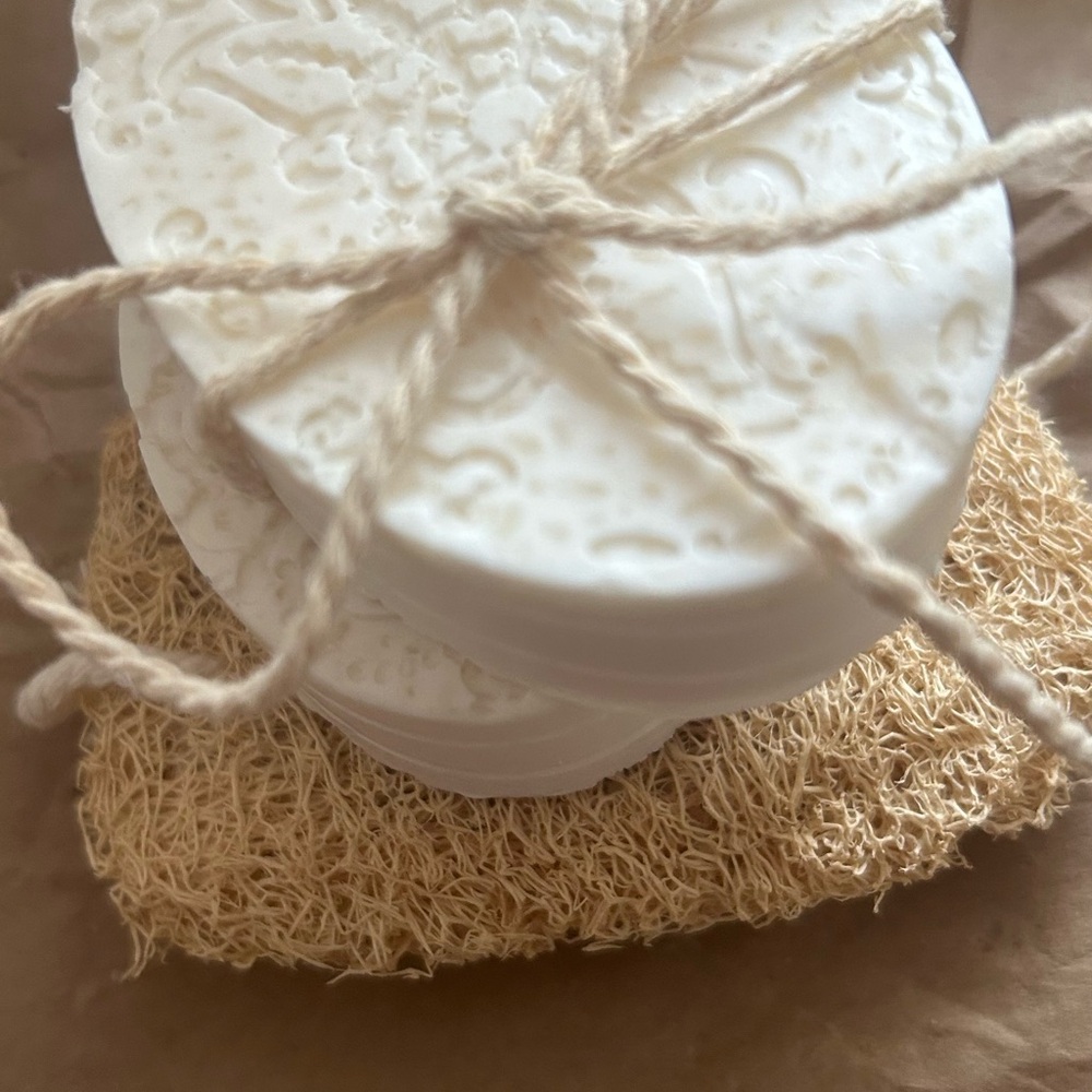 Natural White Exfoliating Soap Bar